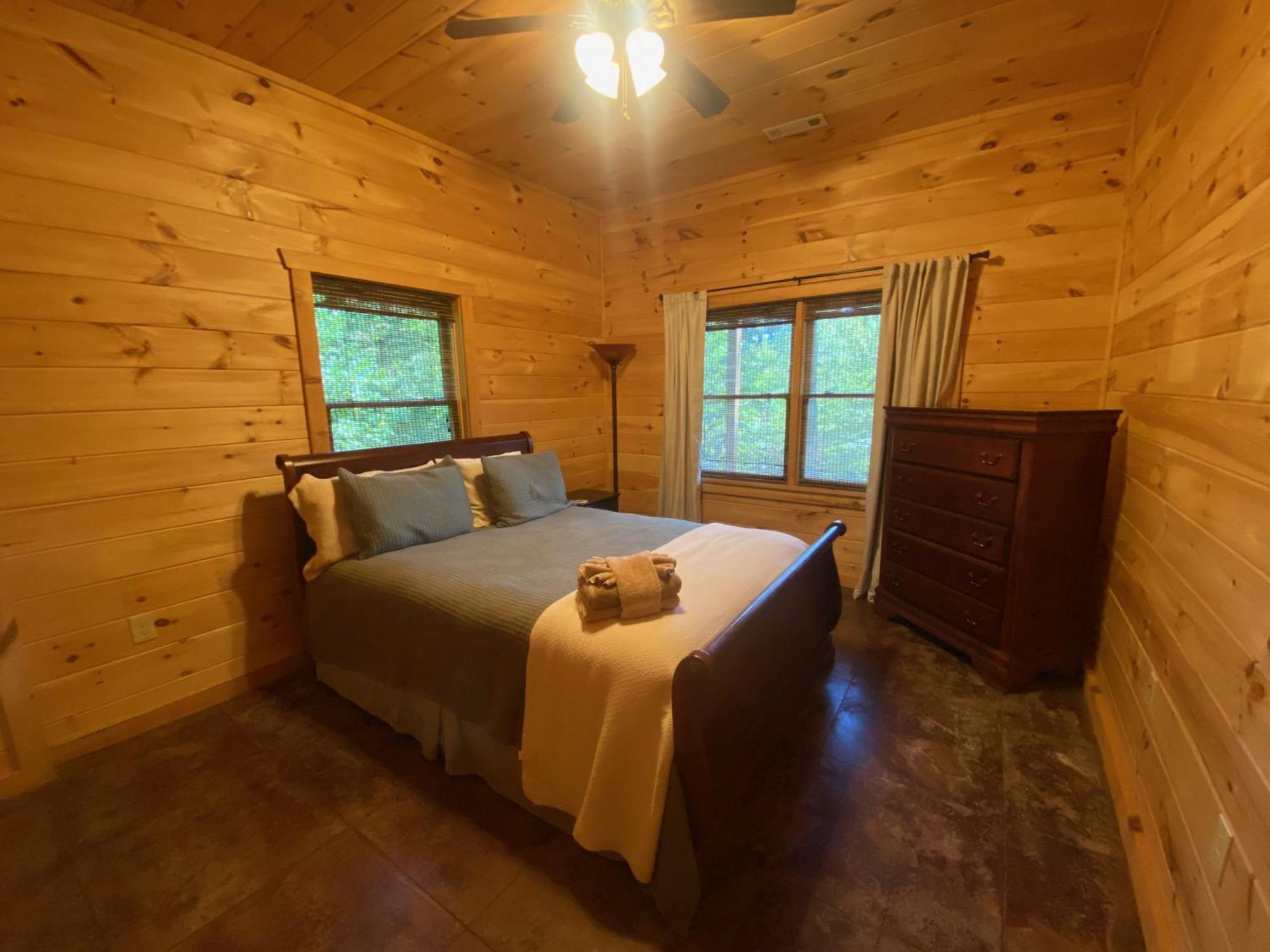 Cherry Log The Cozy Lazy Laurel With Year-Round Mountain Views, Hot Tub, Fire Pitヴィラ エクステリア 写真